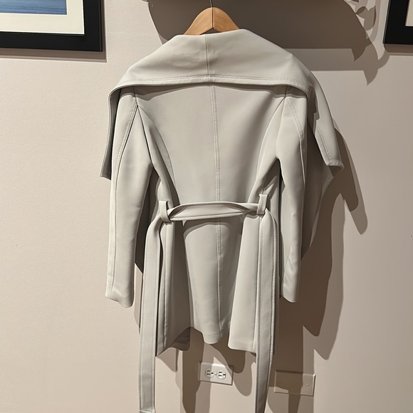 T tahari grey wrap trench coat - Picture 4 of 5